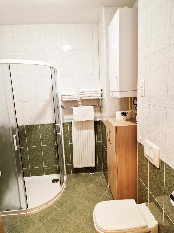 Apartments And Studios Perunika Moravske-Toplice Exterior foto